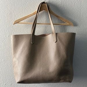 Cuyana Classic Structured Leather Tote - Stone Blush